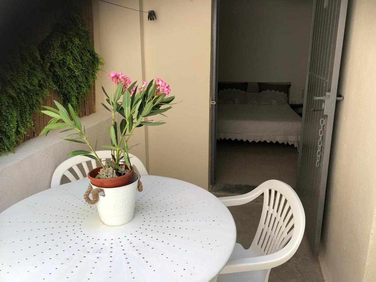 Appartement De Charme Avignon Centre Historique Terrasse Et Balcon Place Pie Exteriör bild